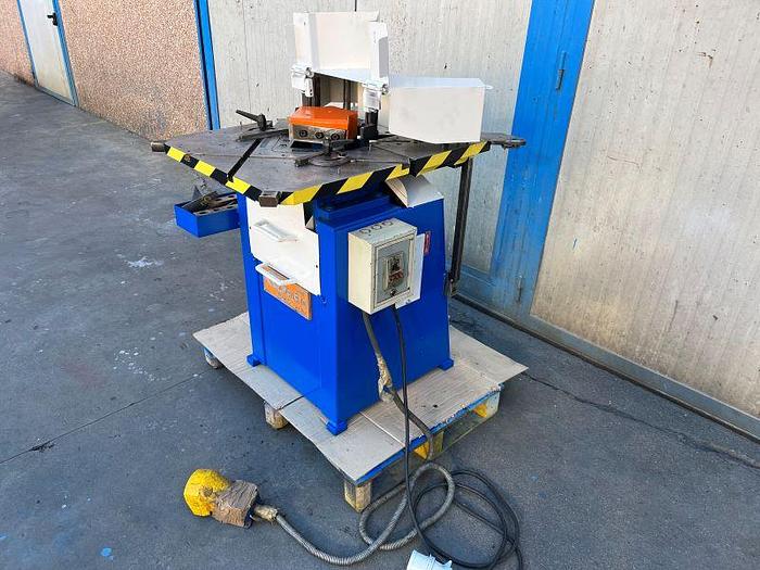 Usato SCANTONATRICE GALATO 150 mm x 3 mm