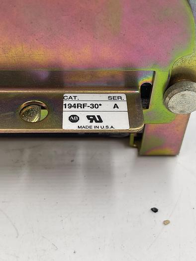 Used Allen-Bradley 194R-NJ030P3 Ser B 194RF-30 Ser A