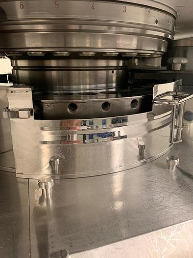 Used Kilian T300/32 EU-B Tablet Press