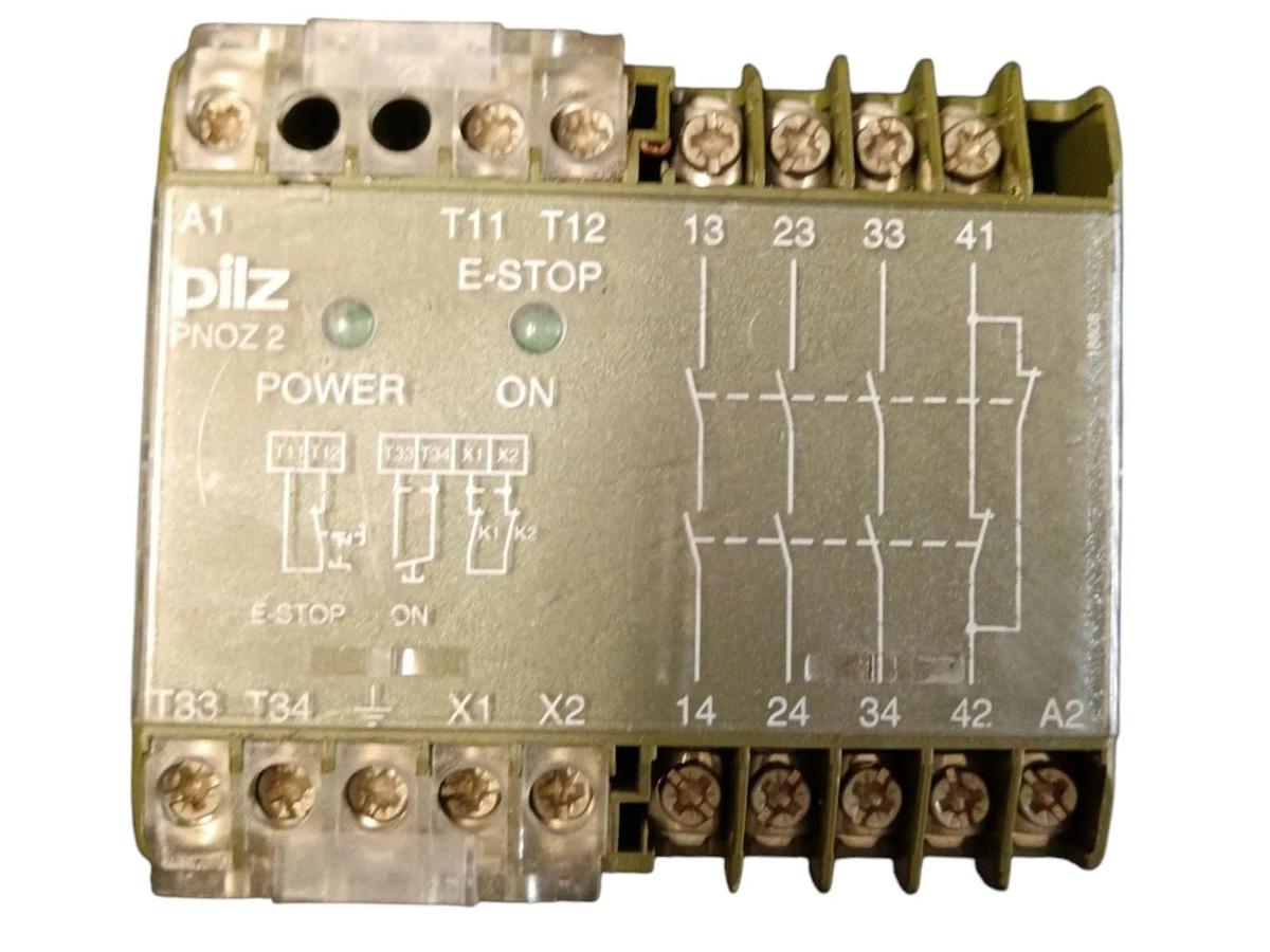 Usato PILZ PNOZ 2 230 V AC 3S10