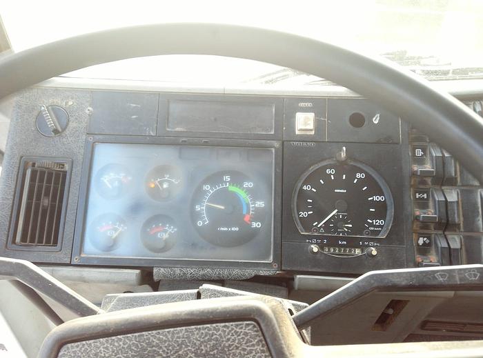 Used 1986 VOLVO FL616 16.5 ton tipper