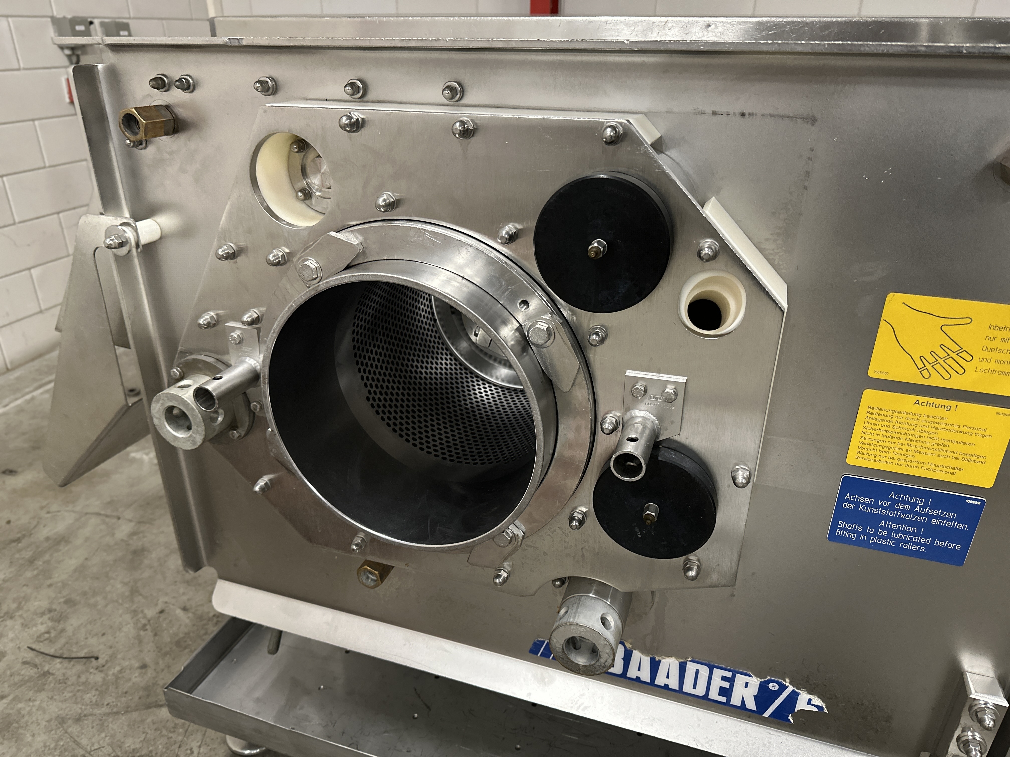 Used 2009 Baader 605 soft separator