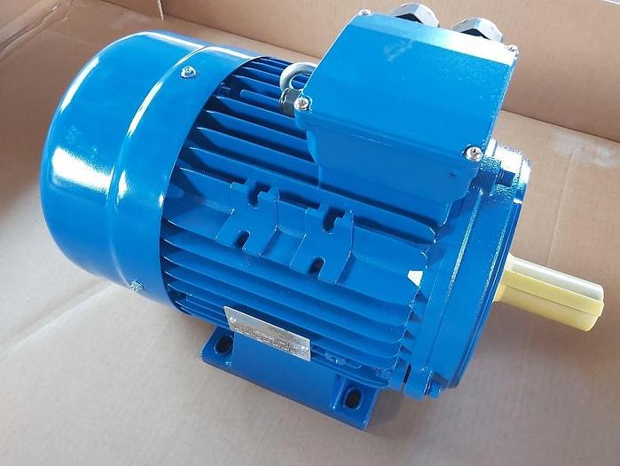 Energiespar Elektromotor mit Fuss, JSAA 132S1-2-IE3, 5,5 KW, 2920 rpm, Pfeiffer, neu -40%