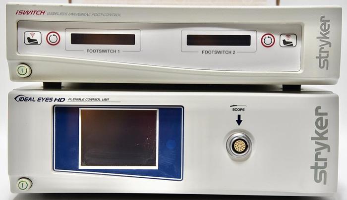 Used Stryker IDEAL EYES HD Flexible Control Unit 268-000-100, Console, with iSwitch Foot Control Unit, Foot Pedal, Battery Pack and Accessroies