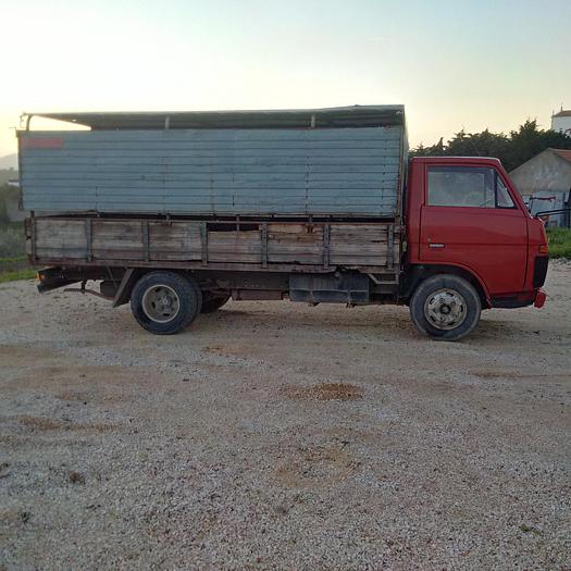 Usado 1983 TOYOTA Dyna BU30 / 300 livestock truck