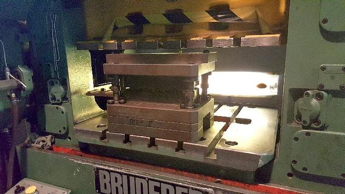 Used Press High Speed Blanking BSTA41