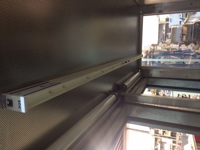 Used WJ-1500 cassette load unload station