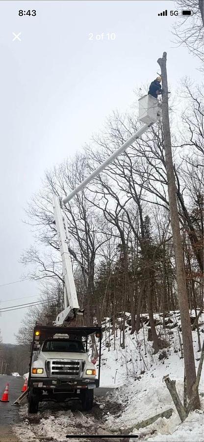 Used 2004 Ford F 750 Altec 75' Boom Lift