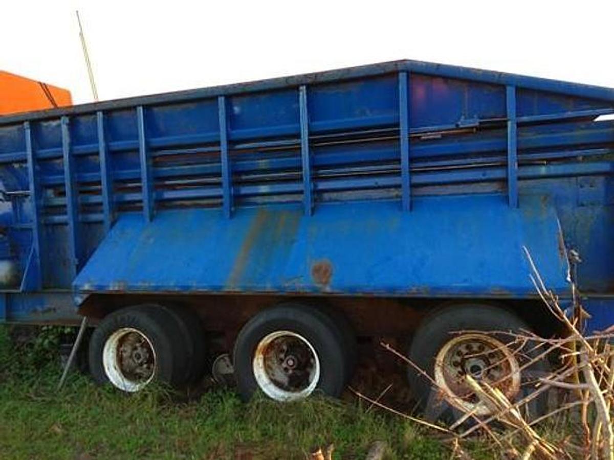 Used 1994 Peterson Pacific HC4400 Horizontal Grinder