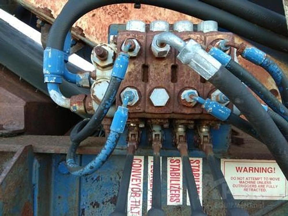 Used 1994 Peterson Pacific HC4400 Horizontal Grinder