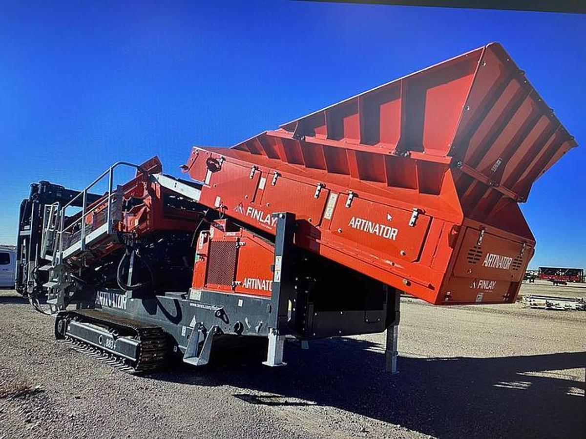 Used 2023 Terex Finlay 883+