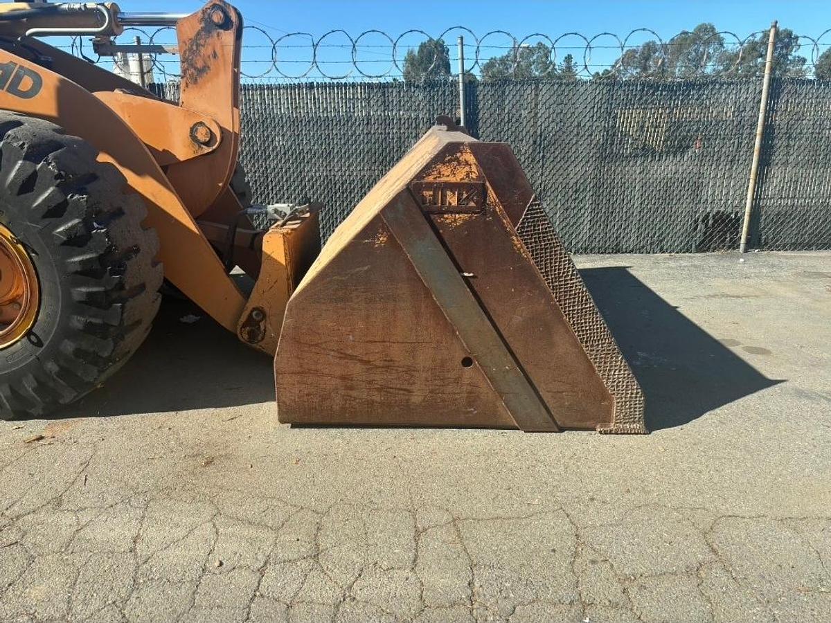 Used 2016 Case 721D