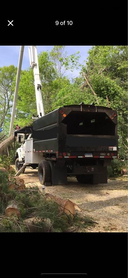 Used 2004 Ford F 750 Altec 75' Boom Lift