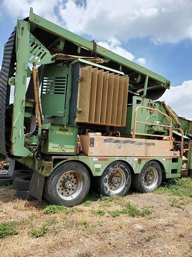 Used 2007 Progrind 3060 Horizontal Grinder