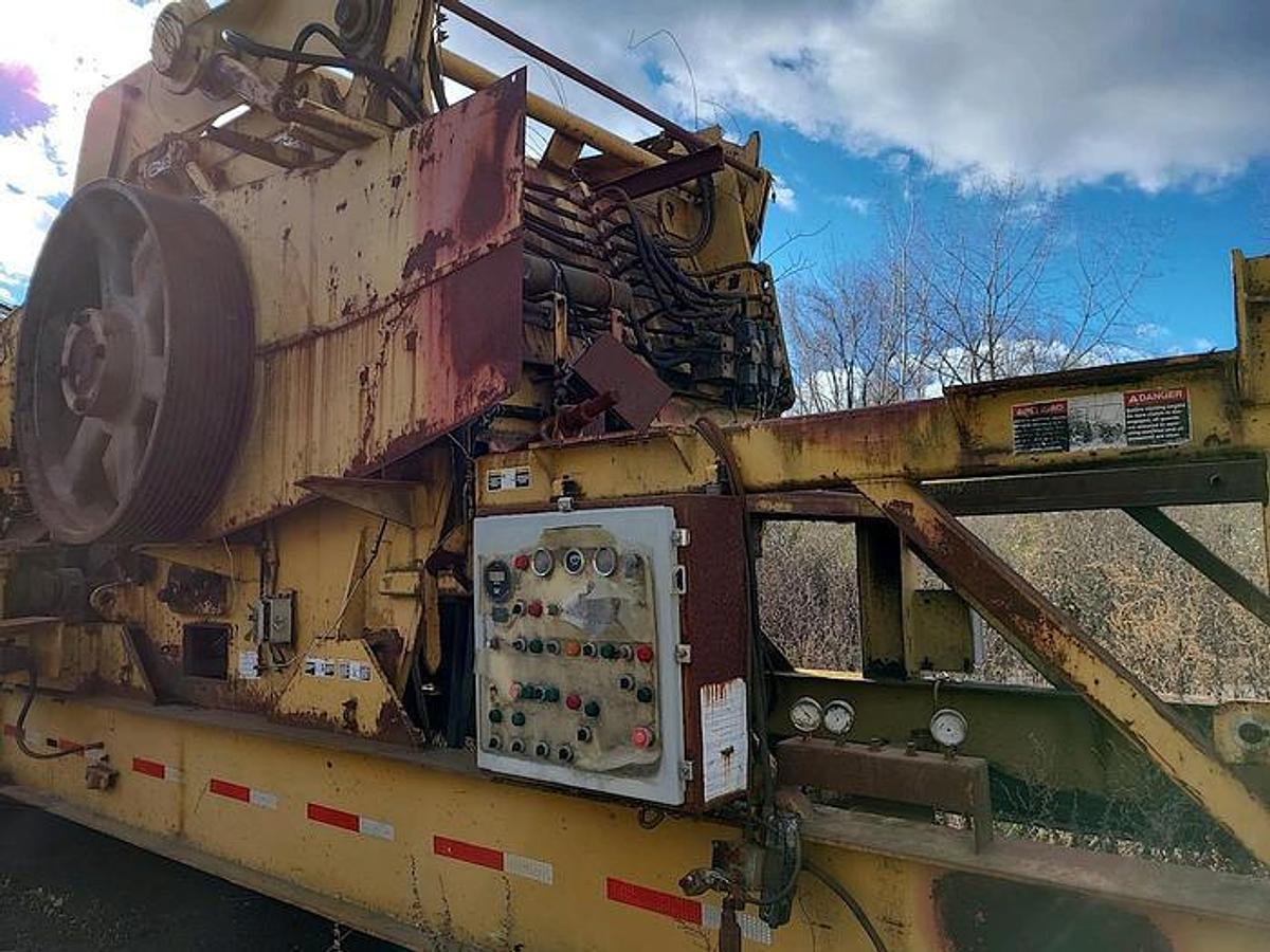 Used 1993 Rawlings Megagrind 800