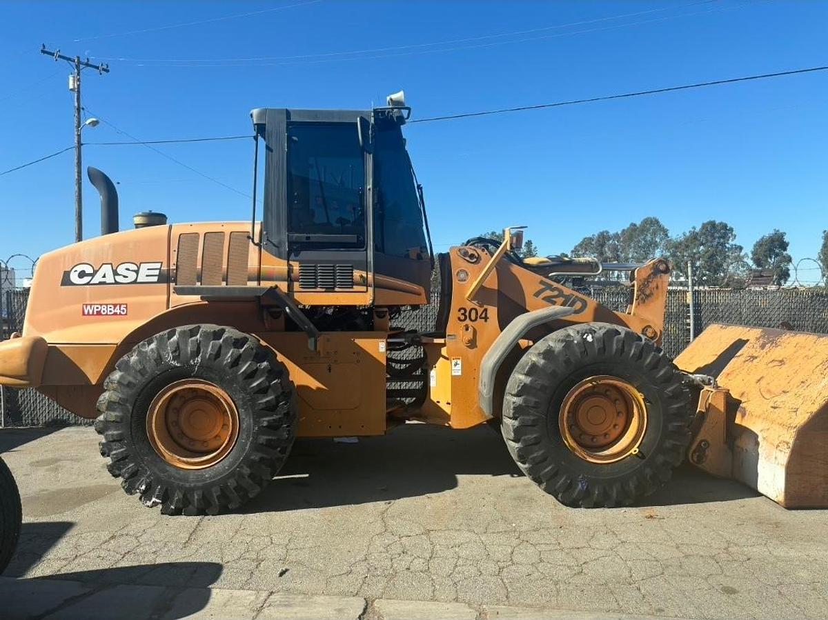 Used 2016 Case 721D