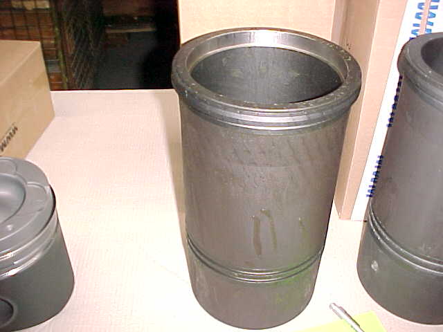 Used CYLINDER LINER DEUTZ TBD 620