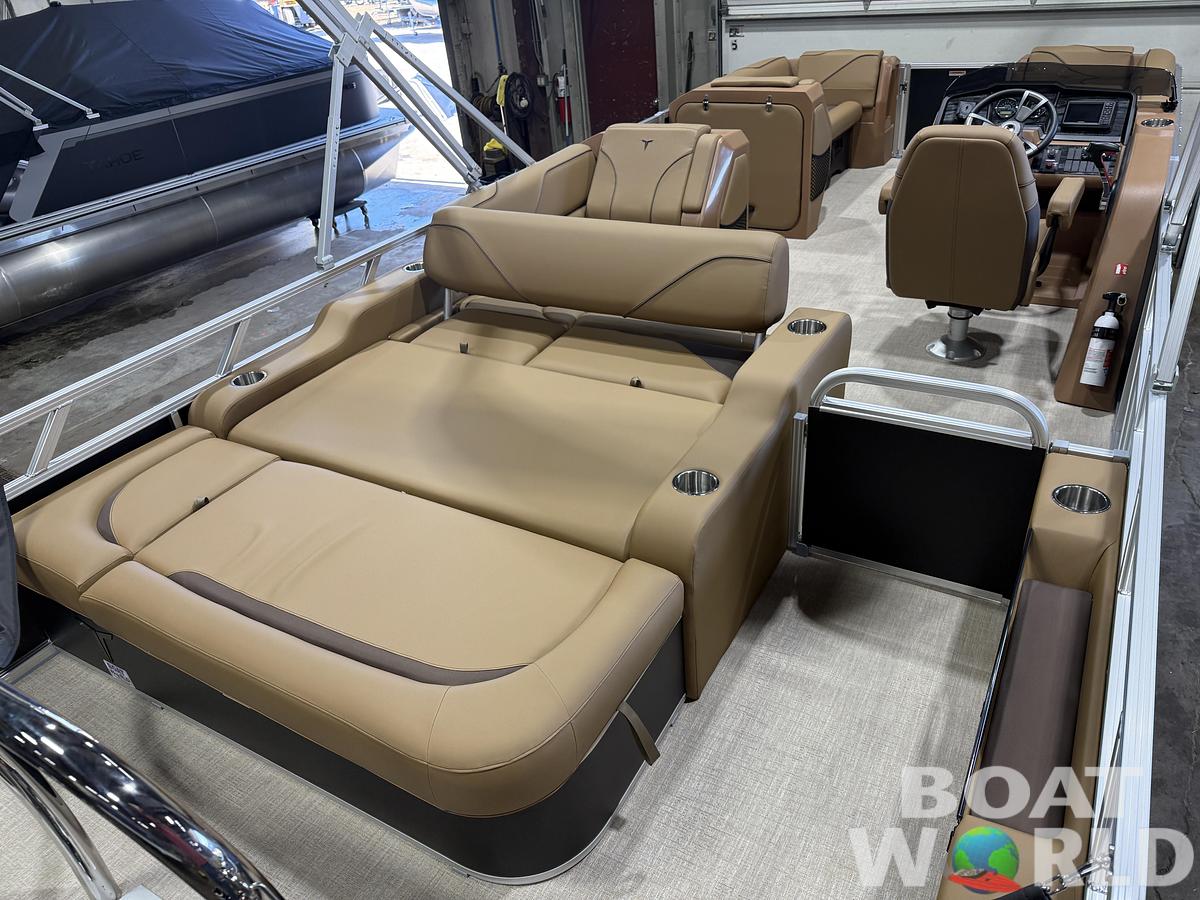 2027 Tahoe Sport VRB Premium 2385 Swingback & 4-Stroke $37995