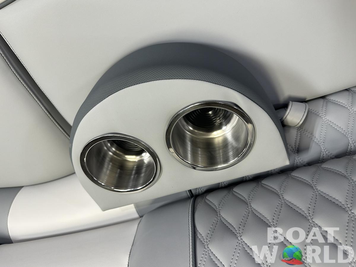 2025 Tahoe Pontoons Cascade 2385 Cruise Rear Bench (CRB) Tritoon & Honda 4-Stroke EFI