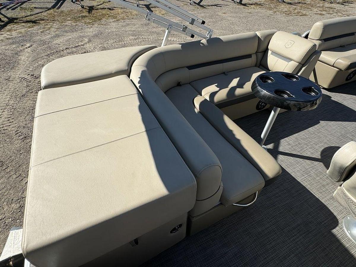 Used 2020 Sweetwater SW 2086 Cruise Pontoon with 70HP Yamaha 4-S EFI