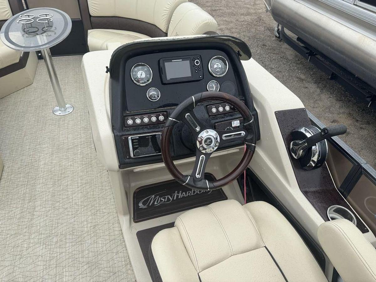 Used 2018 Misty Harbor Boats Skye SR S-2385SE Pontoon