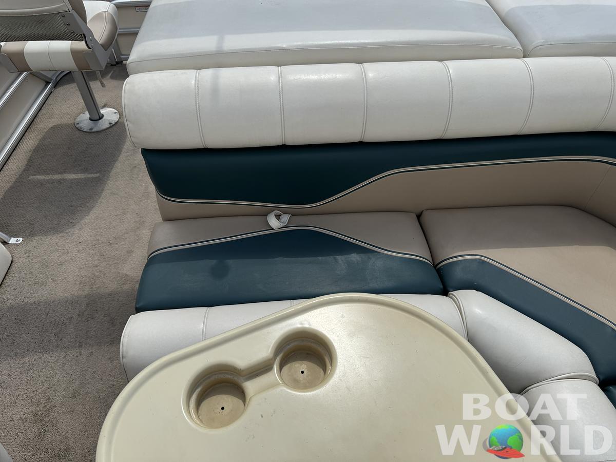 Used 2004 Sweetwater 2222 DF Pontoon WITH SEA LEGS