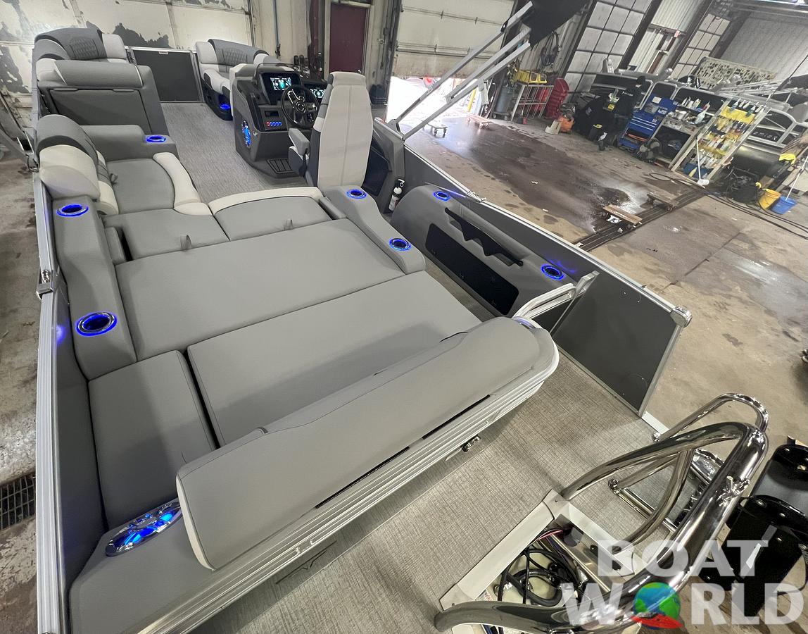 2025 Tahoe Pontoons Cascade 2385 Swingback (VRL) & Honda 4-Stroke EFI