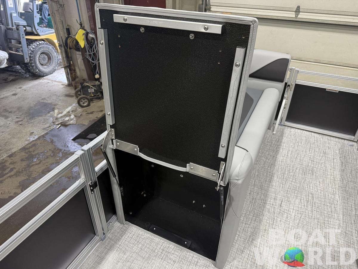 2026 Tahoe Pontoons Sport 2180 Quad Lounge