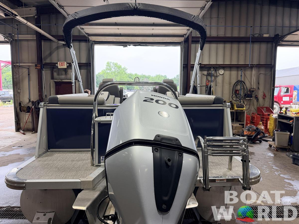 Used 2022 Tahoe Pontoons Cascade 2385 Quad Lounge Tritoon & 200HP Honda 4Stroke -$49,995