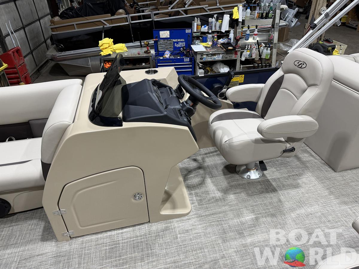 2026 Bentley Legacy 220 Navigator Quad Lounge Pontoon $36995
