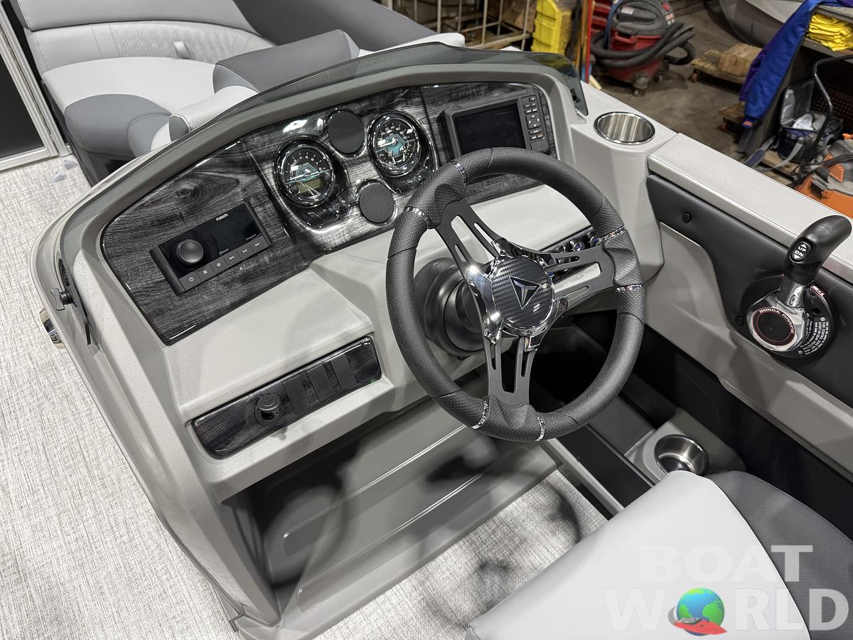 2026 Tahoe Pontoons LTZ 2385 Quad Lounge Shift SS 