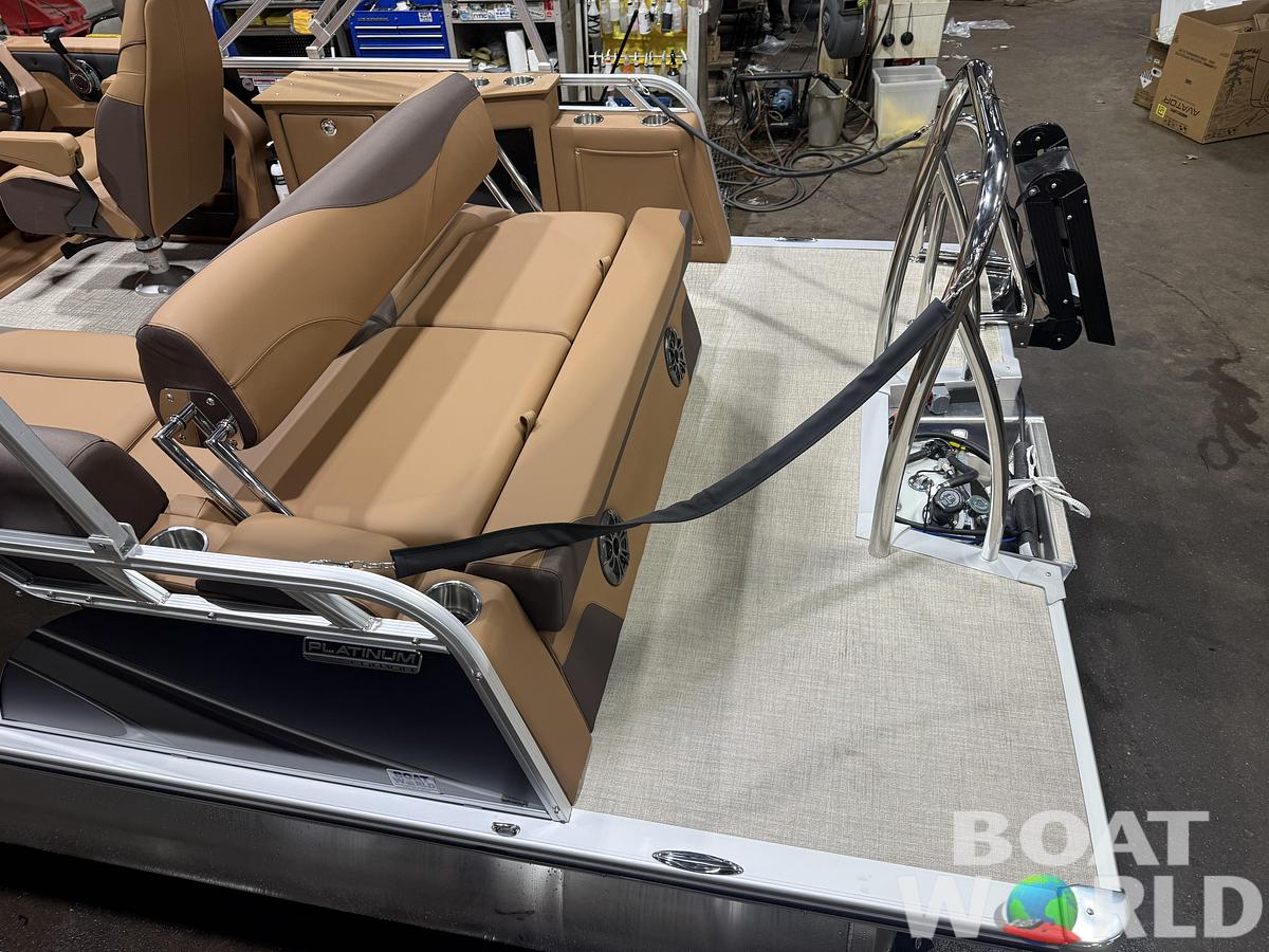 2026 Tahoe Pontoons LTZ 2185 Cruise Rear Bench (CRB) 