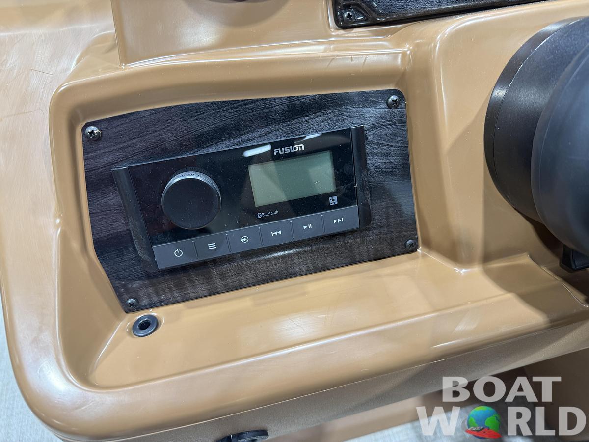 2026 Tahoe Pontoons Sport 2180 Cruise Rear Bench (CRB) 