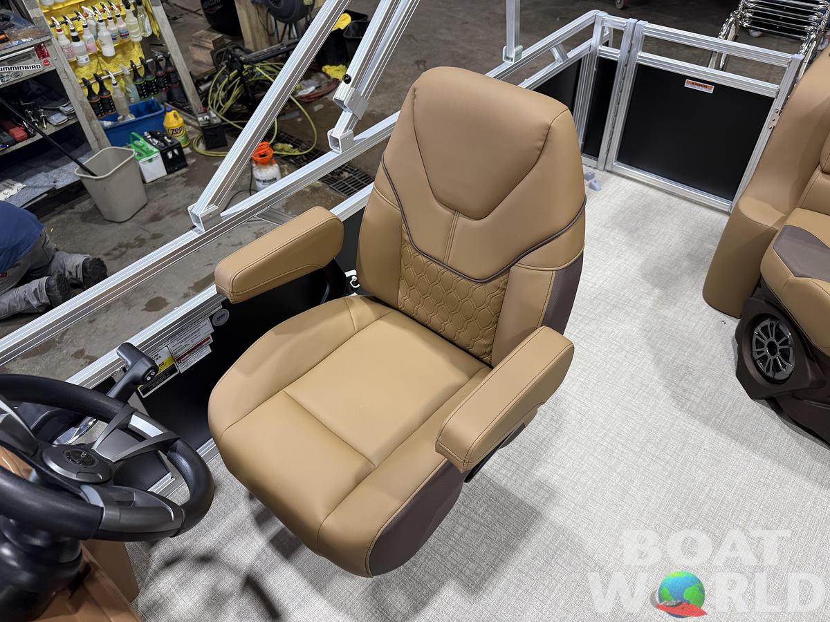 2027 Tahoe Sport CRB 2180 Cruise Rear Bench Pontoon $30995