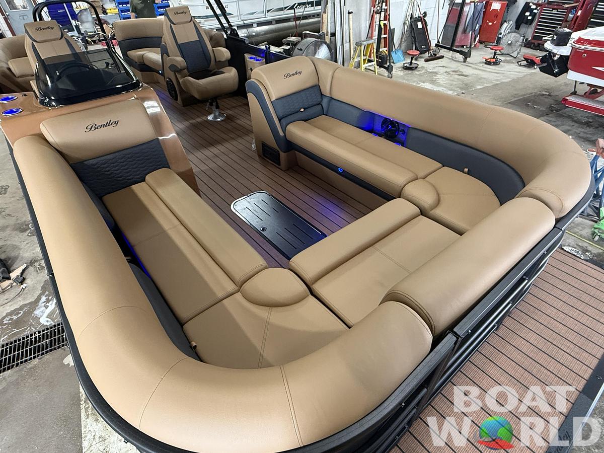 2026 Bentley 300HP Elite 253 Admiral Quad Lounge Tritoon $79995