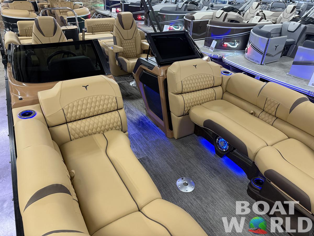 2025 Tahoe Pontoons Cascade 2385 Quad Lounge Shift Windshield Tritoon & 225HP 4-Stroke EFI