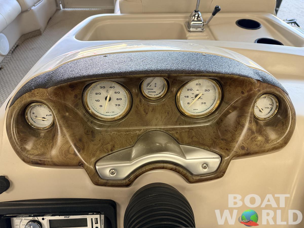 Used 2007 Princecraft  20 Versailles Pontoon & 60HP Mercury 4Stroke - $14,995