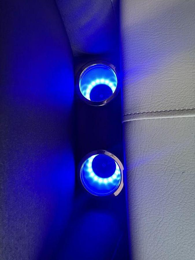 2024 Bentley Pontoons Legacy 200 Navigator Quad Lounge & Honda 4-Stroke EFI