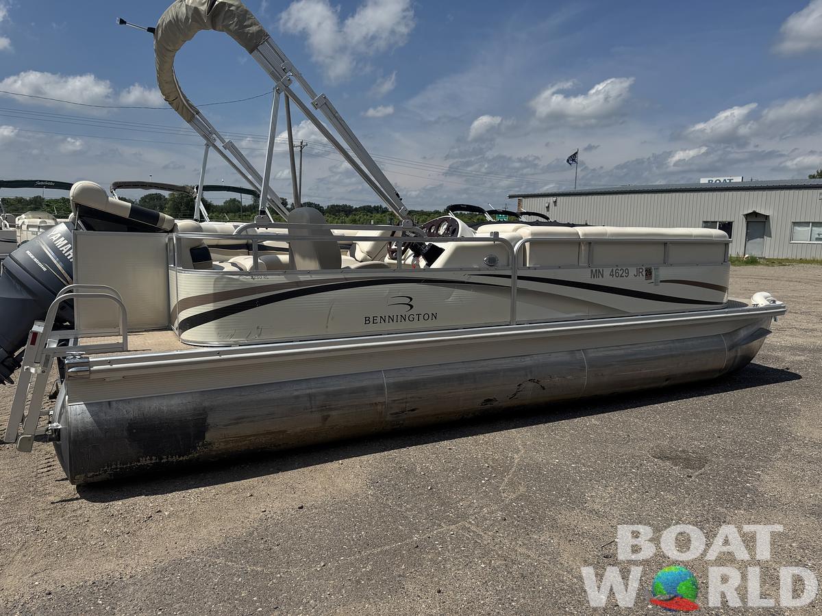 Used 2004 Bennington 2250 RL