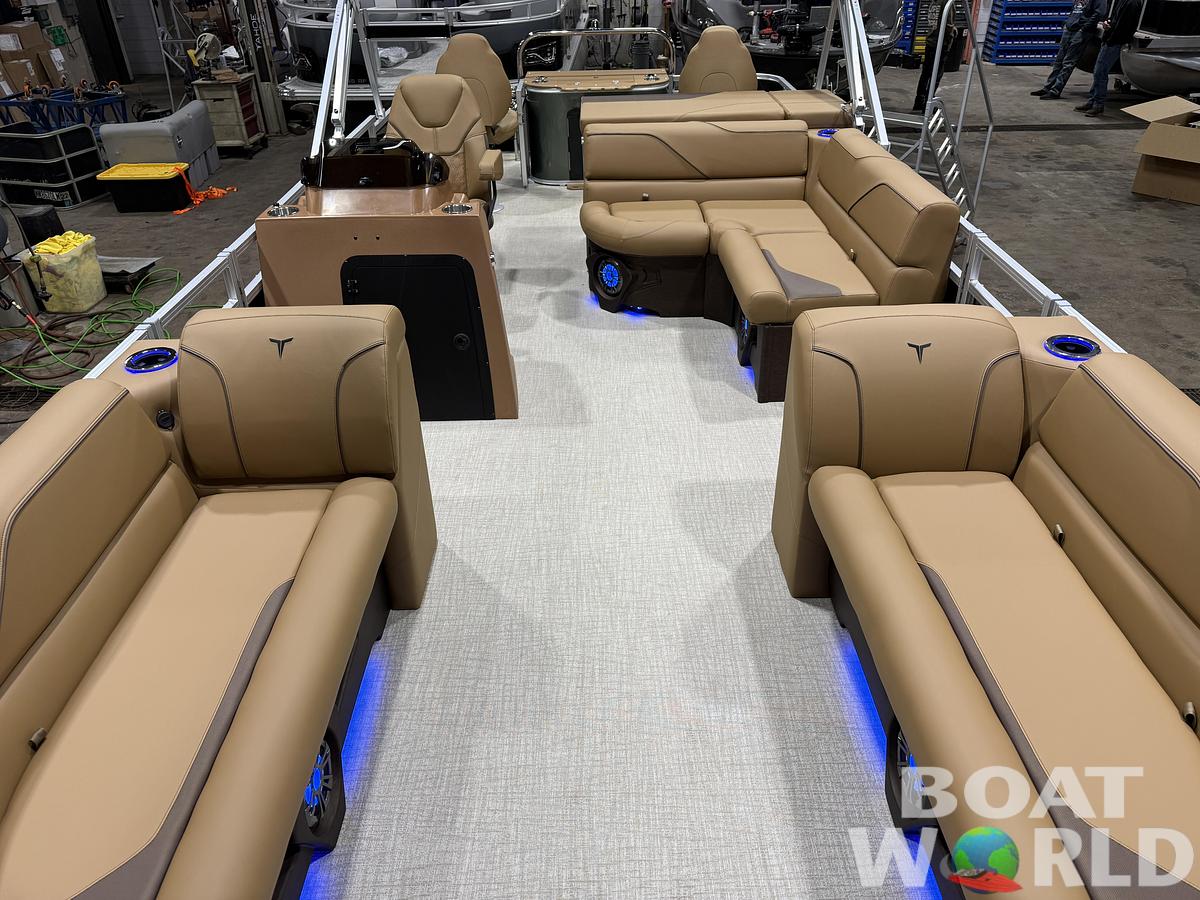 2026 Tahoe Pontoons Sport 2385 Rear Fish Tritoon 