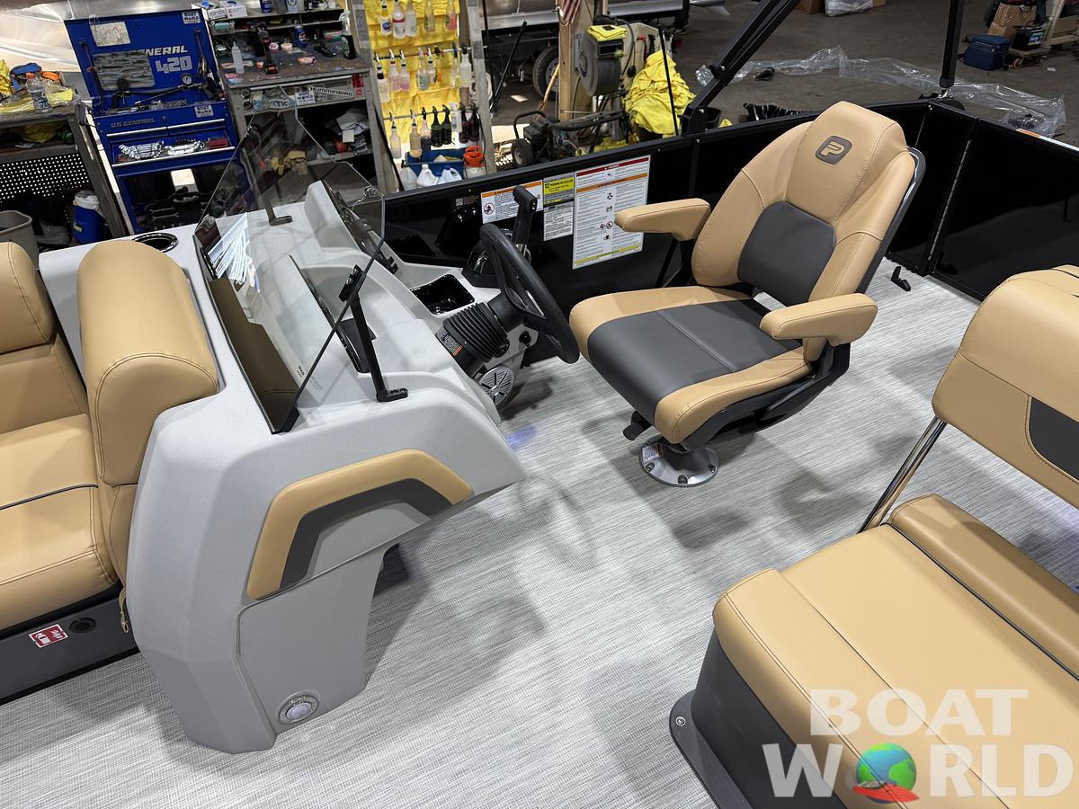 2027 Princecraft Vectra 23 RL Dinette Swingback $36,995