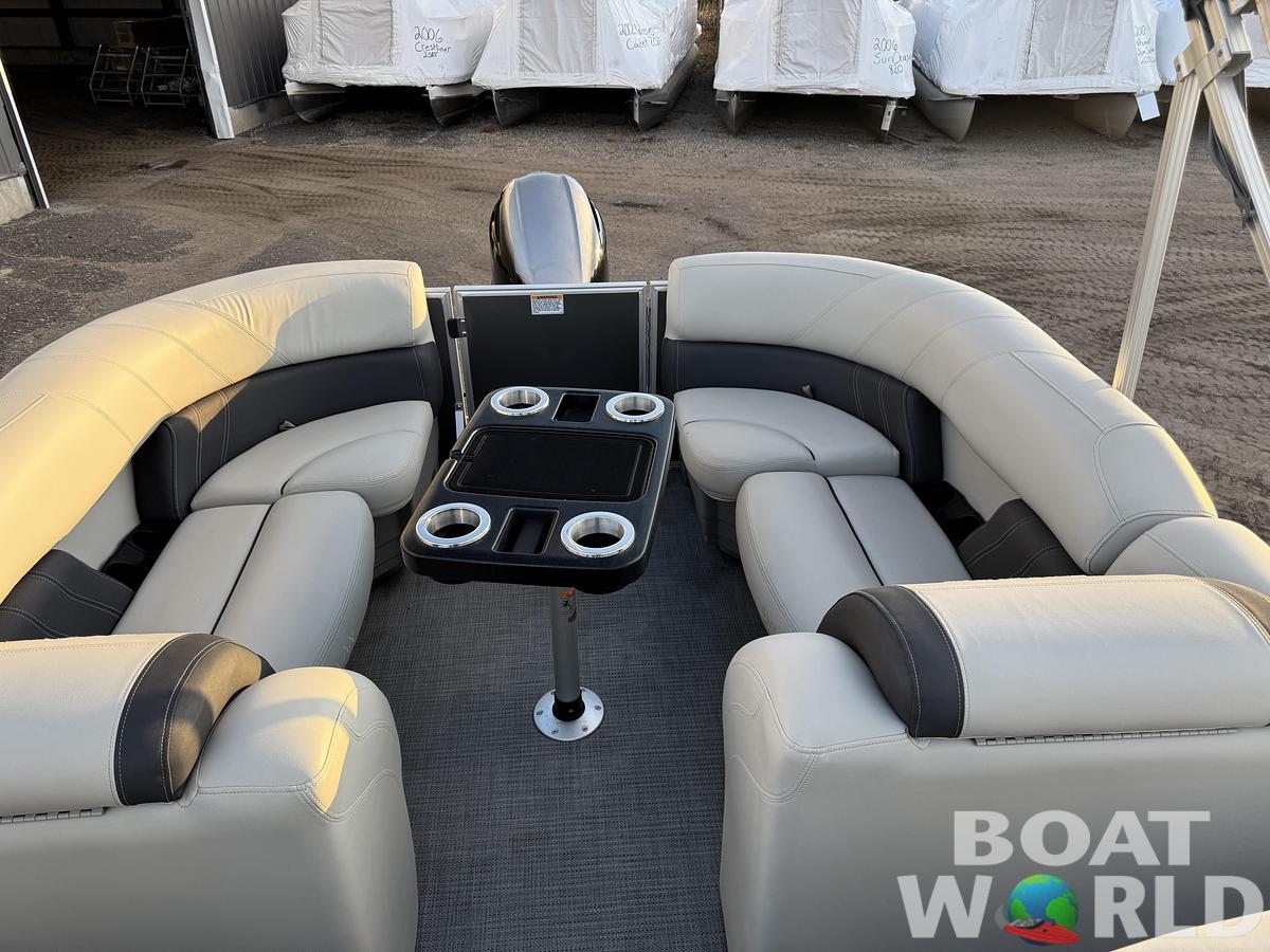 Used 2020 Sylvan Mirage 822 LZ Pontoon