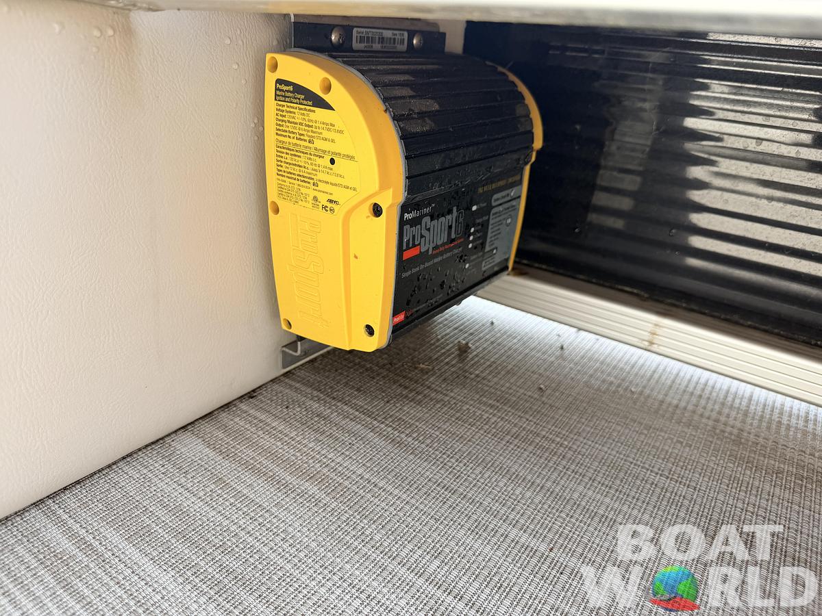 Used 2020 Princecraft Brio E 17 Pontoon & Torqueedo Electric Outboard - $19,995