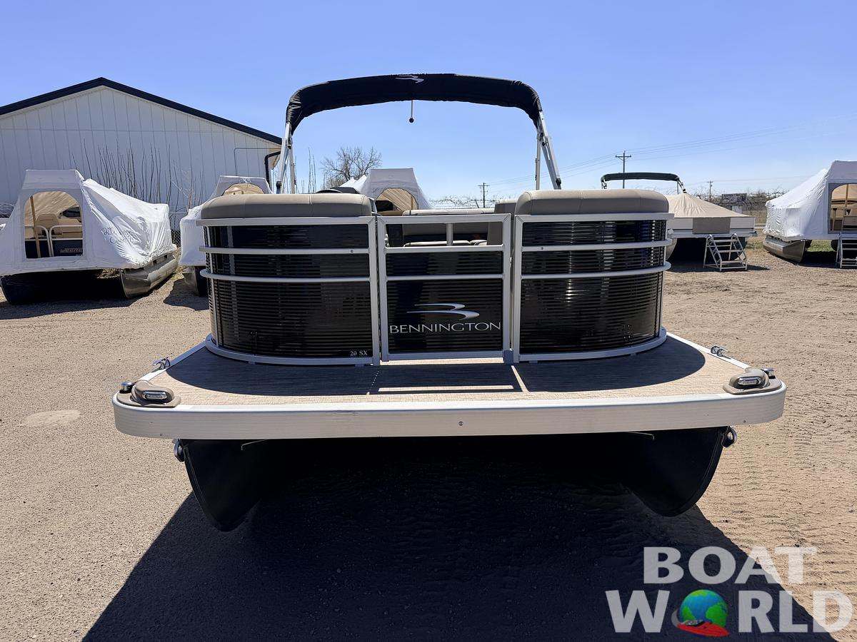 Used 2023 Bennington 20 SX Cruise & 90HP Yamaha 4Stroke - $31,995