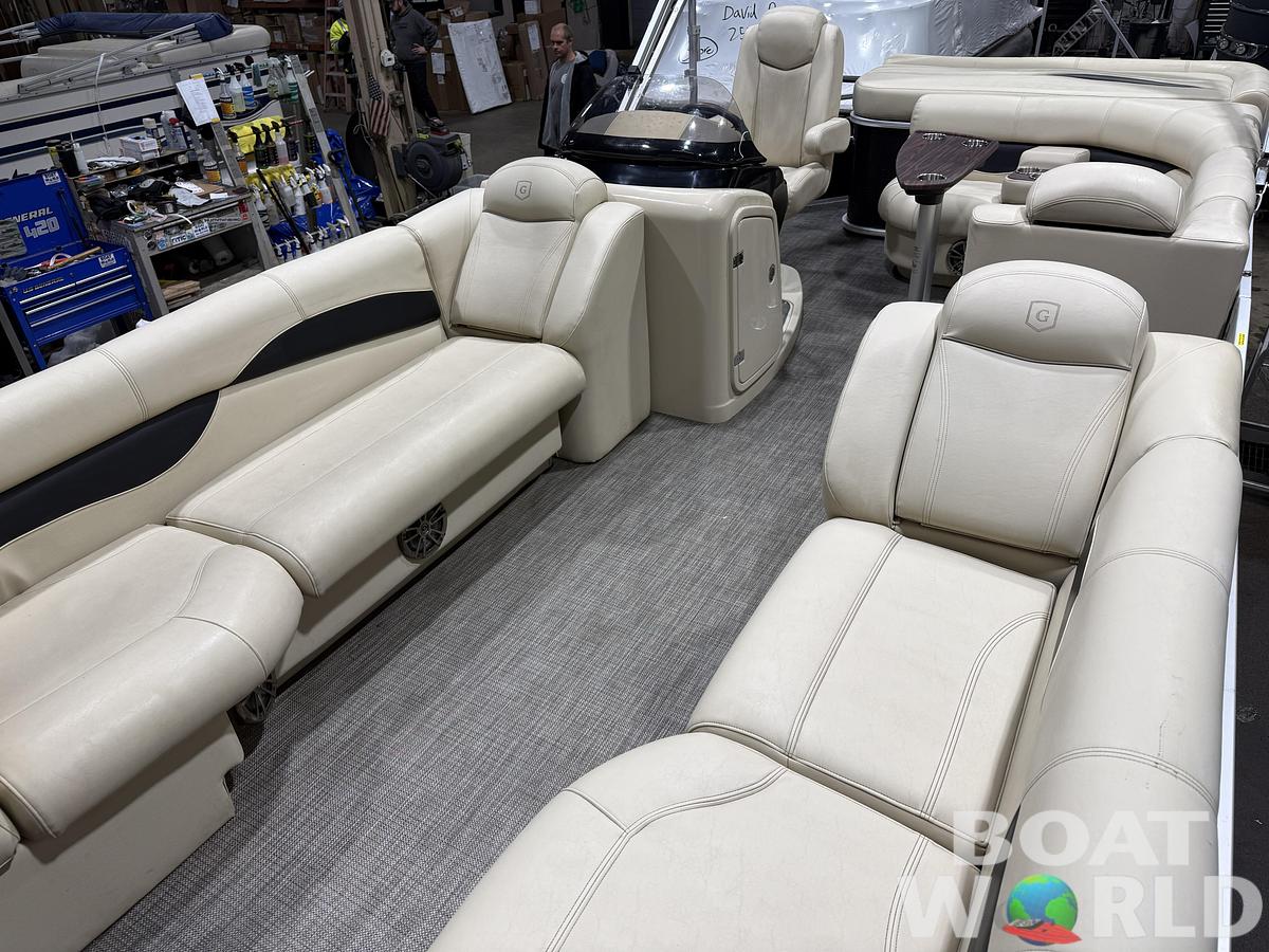 Used 2016 Aqua Patio 20' Cruise Pontoon & 90HP