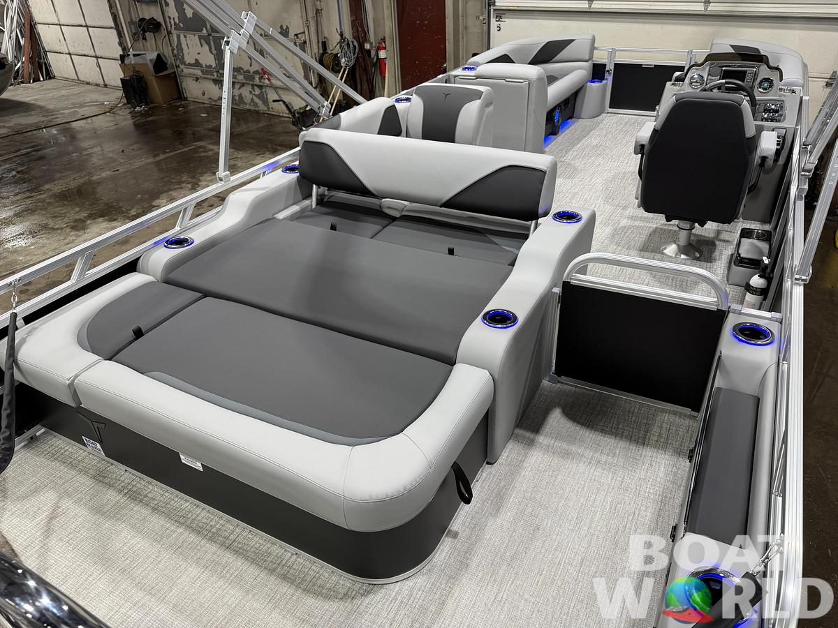 2026 Tahoe Pontoons Sport 2385 Swingback (VRB) Tritoon 