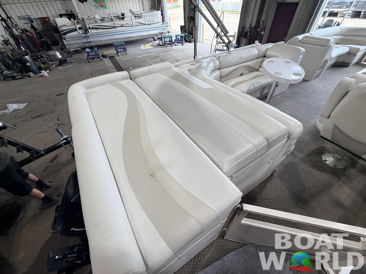 Used 2004 Starcraft 226 Elite & 50HP Mercury 4Stroke EFI -$14,995