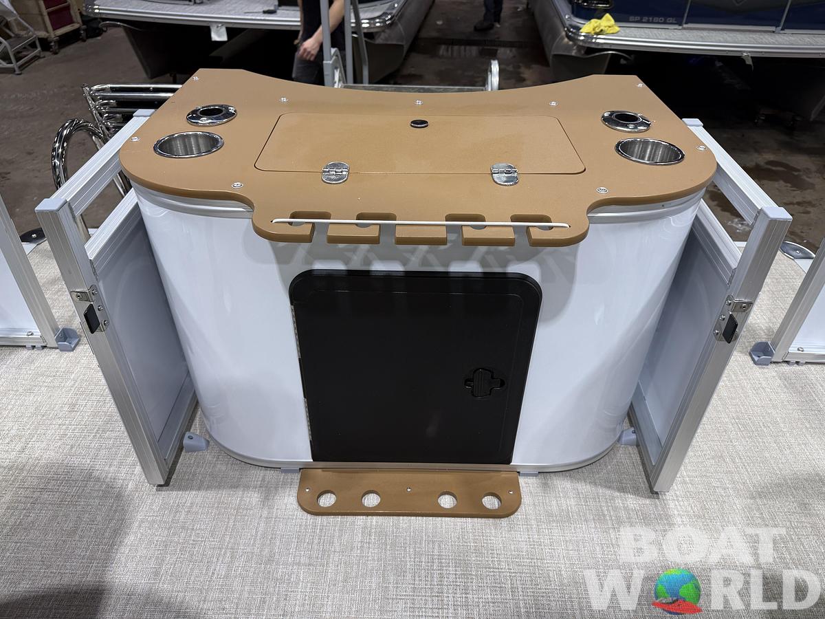 2026 Tahoe Pontoons Sport 2185 Rear Fish 