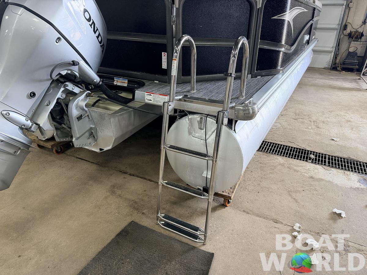 Used 2020 Premier 220 SunSation & 100HP Honda 4Stroke - $29,995