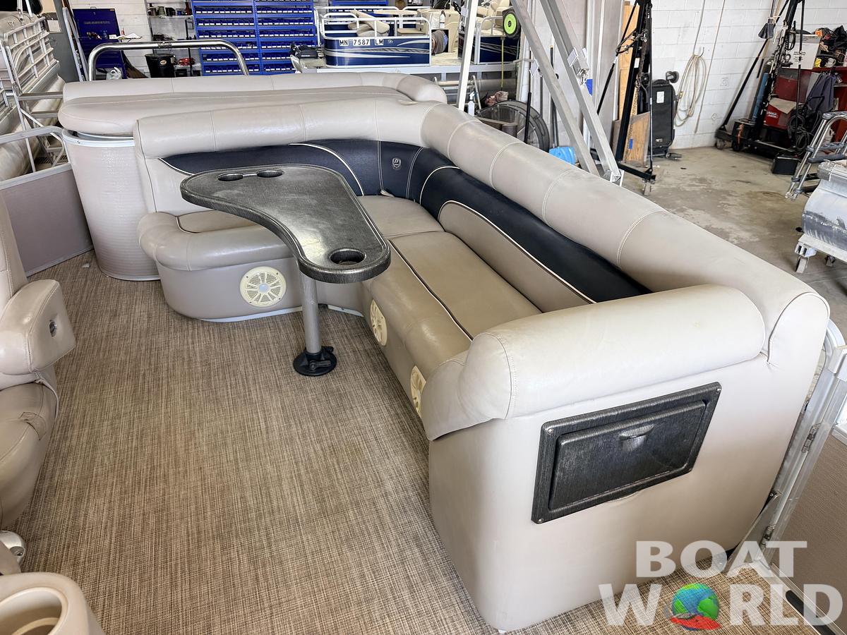 Used 2007 Premier 210 Legend
